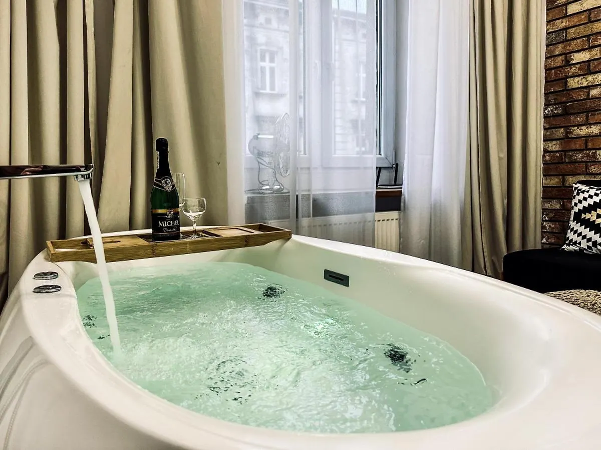 Apartment Premium Jacuzzi For Couples, Old Town Krakow